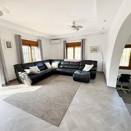 4 Bedroom In Benalmádena